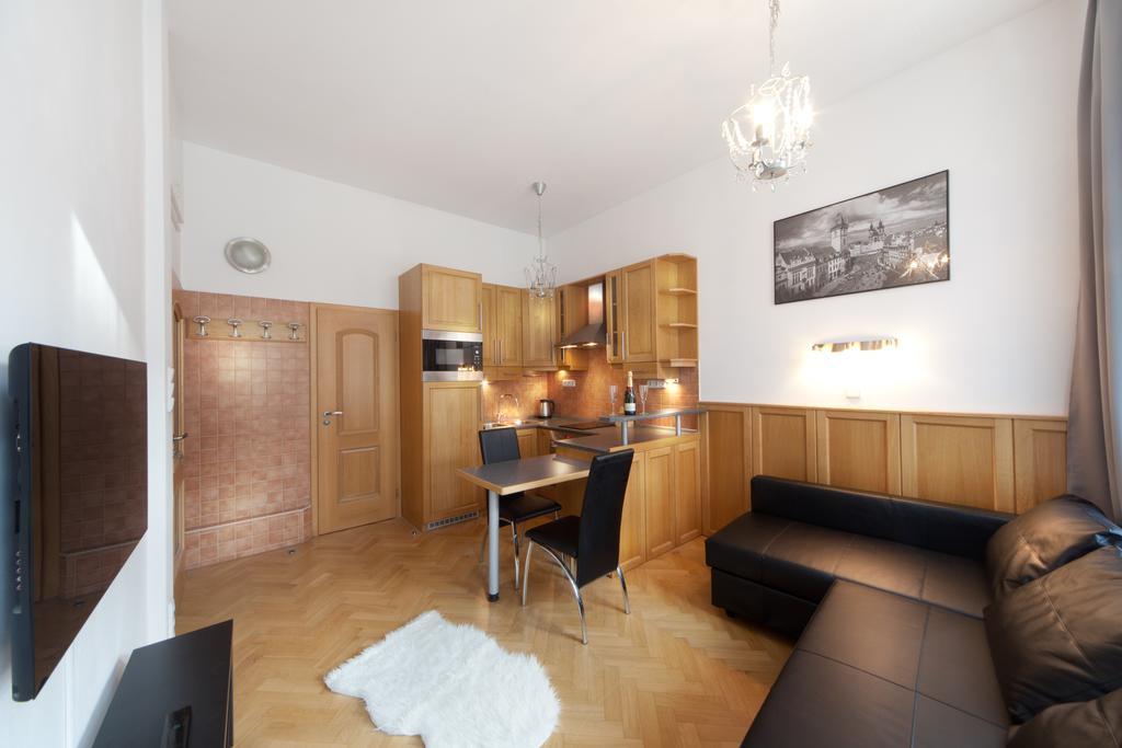Old Town Melantrichova Apartment — Photos 2